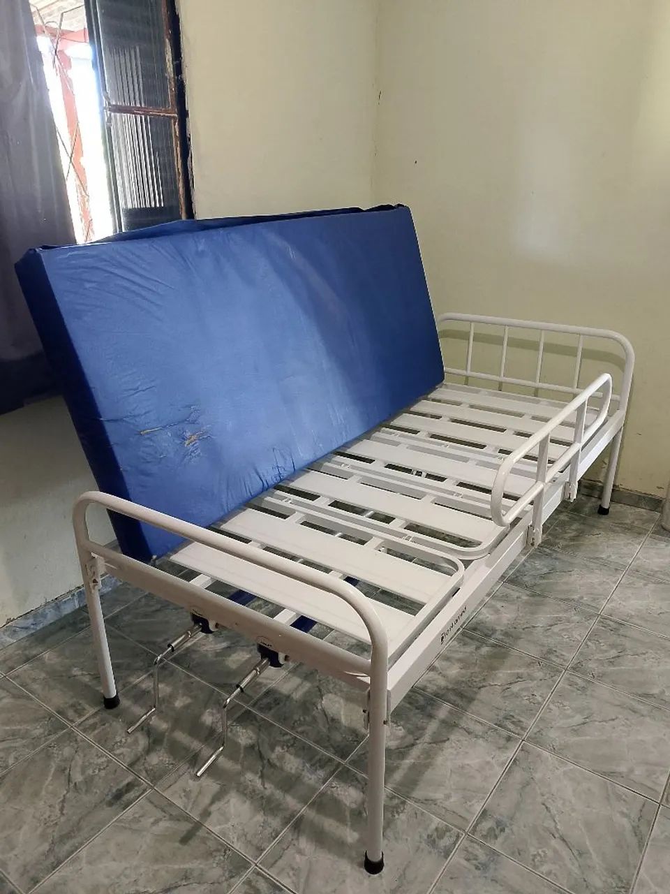 Cama hospitalar 
