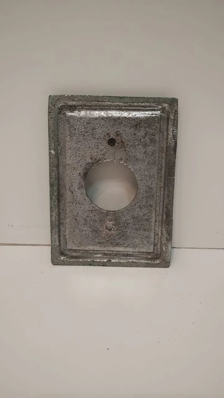 Espelho de Tomada em Bronze Cinza - Foto 2