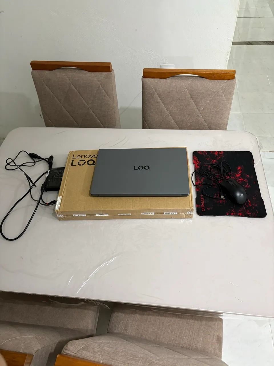 Lenovo LOQ 15IAX9E  - Foto 2