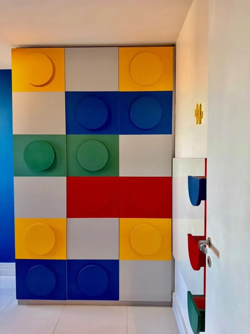 Apartamento com dois quartos sendo uma suite master - Foto 4