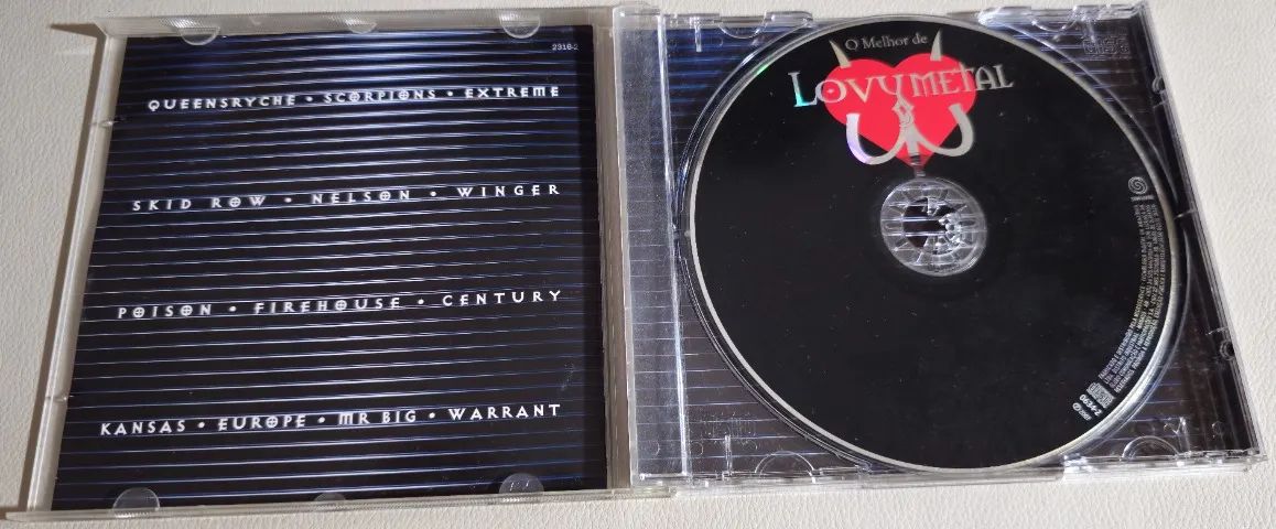 CD - LOVY METAL (SEM RISCOS, COM ENCARTE, EXCLENTES CONDIÇÕES) - Foto 2