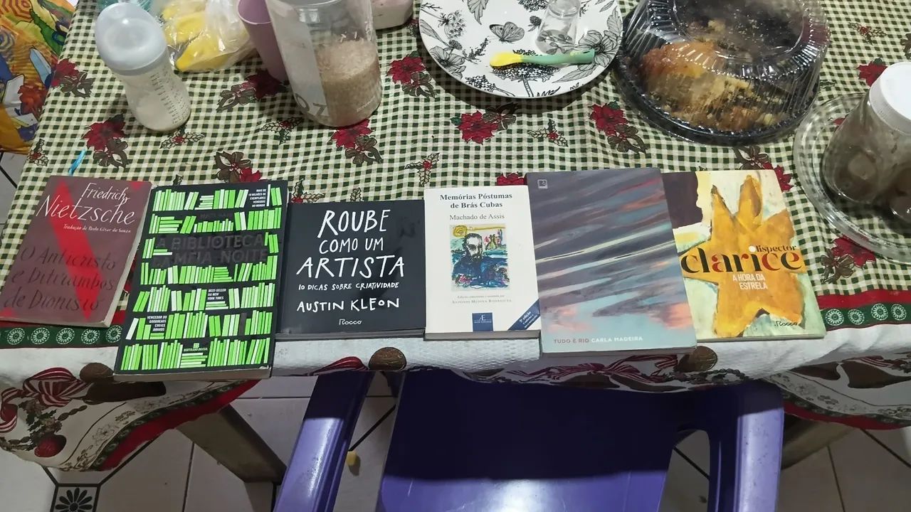 Livros diversos  - Foto 2