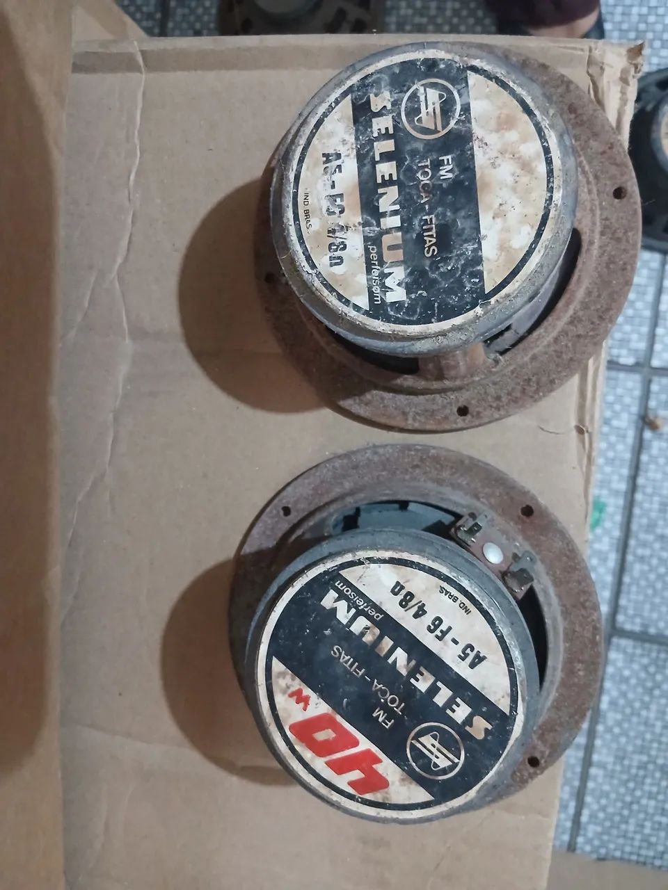 Auto falantes 