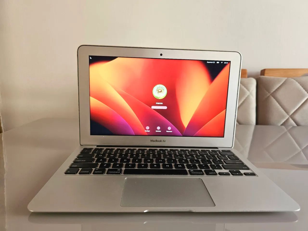 MacBook Air 11 i5 | macOS Ventura | Revisado e Funcionando