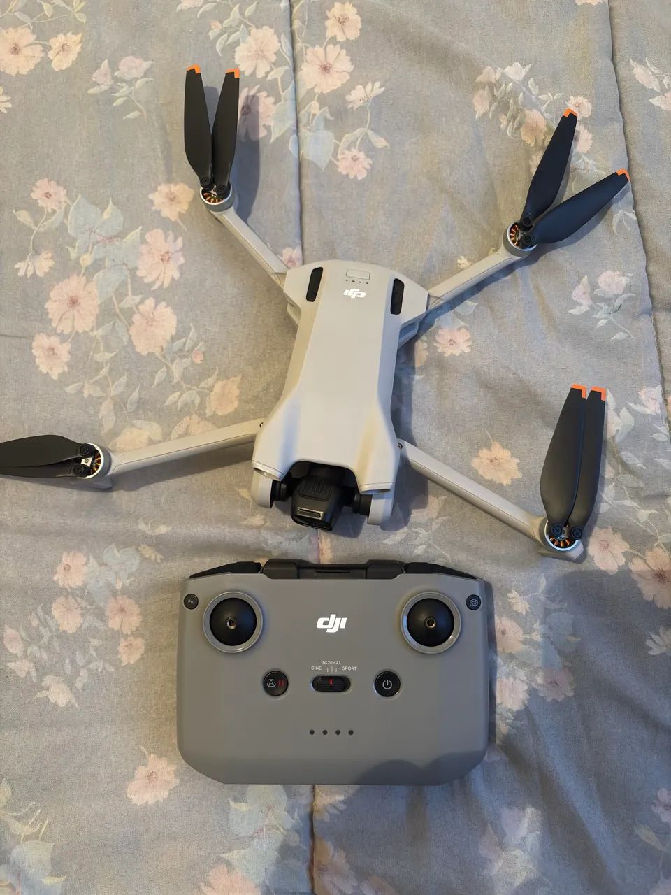 Drone DJI MINI 3 COMBO  - Foto 2