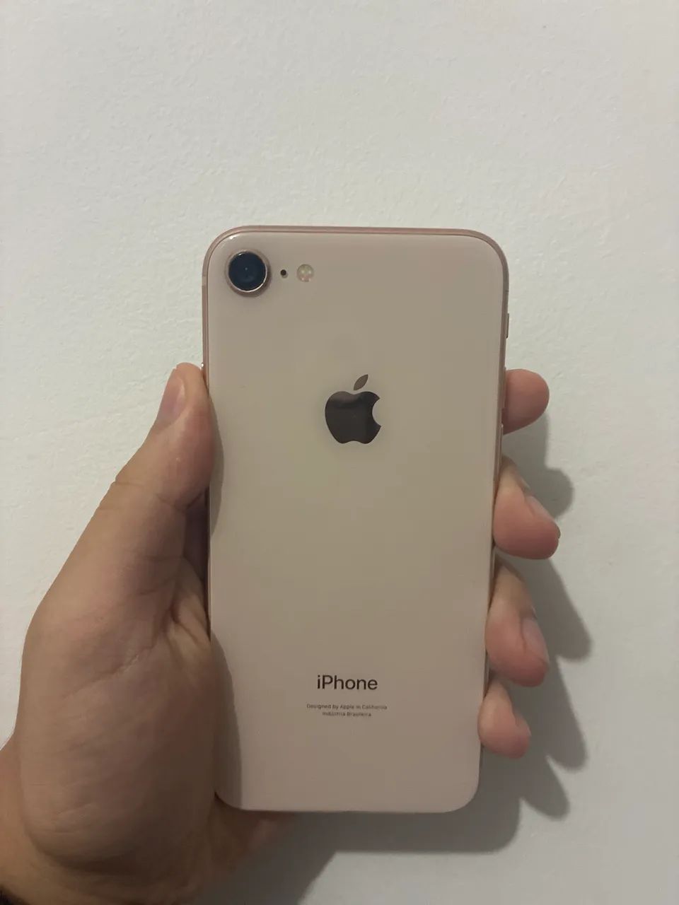 Iphone 8 Rose Gold 64GB com Caixa Original + 2 Capinhas +