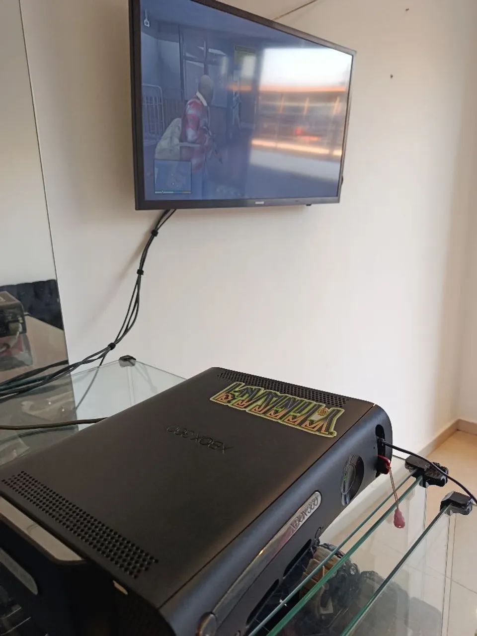Xbox 360 Fat desbloqueado ( roda CD ) - Foto 2