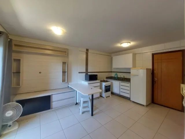  ALUGA-SE APARTAMENTO MOBILIADO PRÓXIMO À UEM - ZONA 07 | MARINGÁ - Foto 4