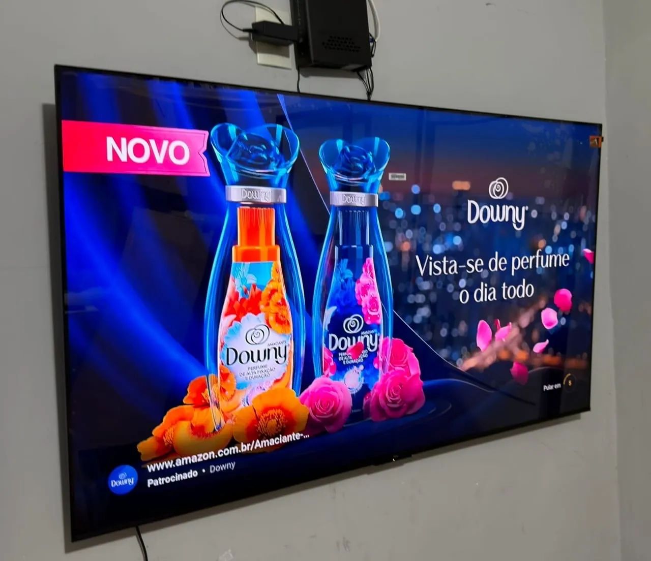 Smart TV tcl Android 50 polegadas 4K bordo infinita comando de voz