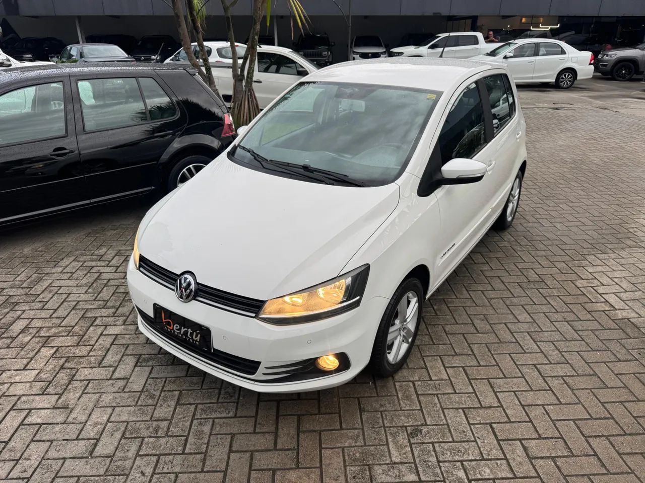 Volkswagen Fox Comfortline 1.0 Flex 12V 5P 2017
