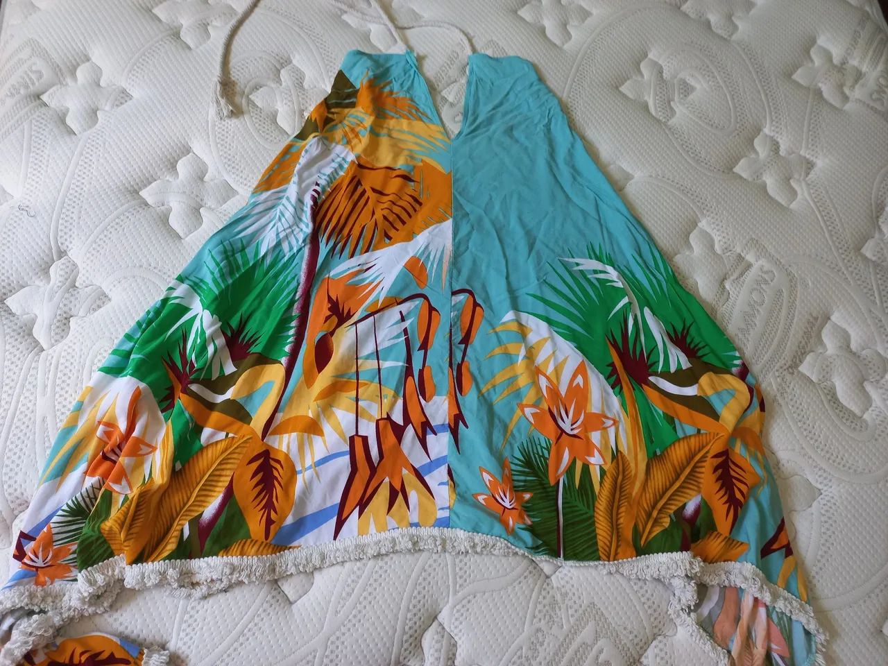 Saída de praia estampada - Tam. Único - Em ótimo estado 