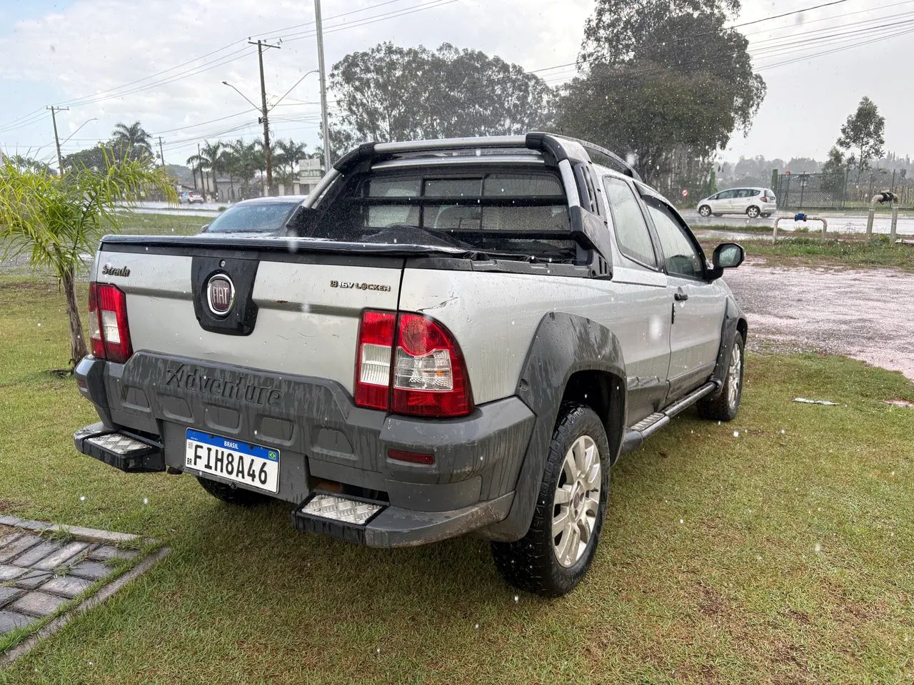 Fiat Strada Adv.1.8 16V Dualogic Flex CD 2013 - Foto 3
