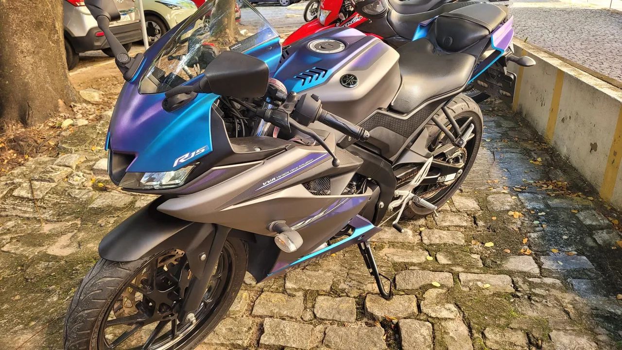 R15 - 2025