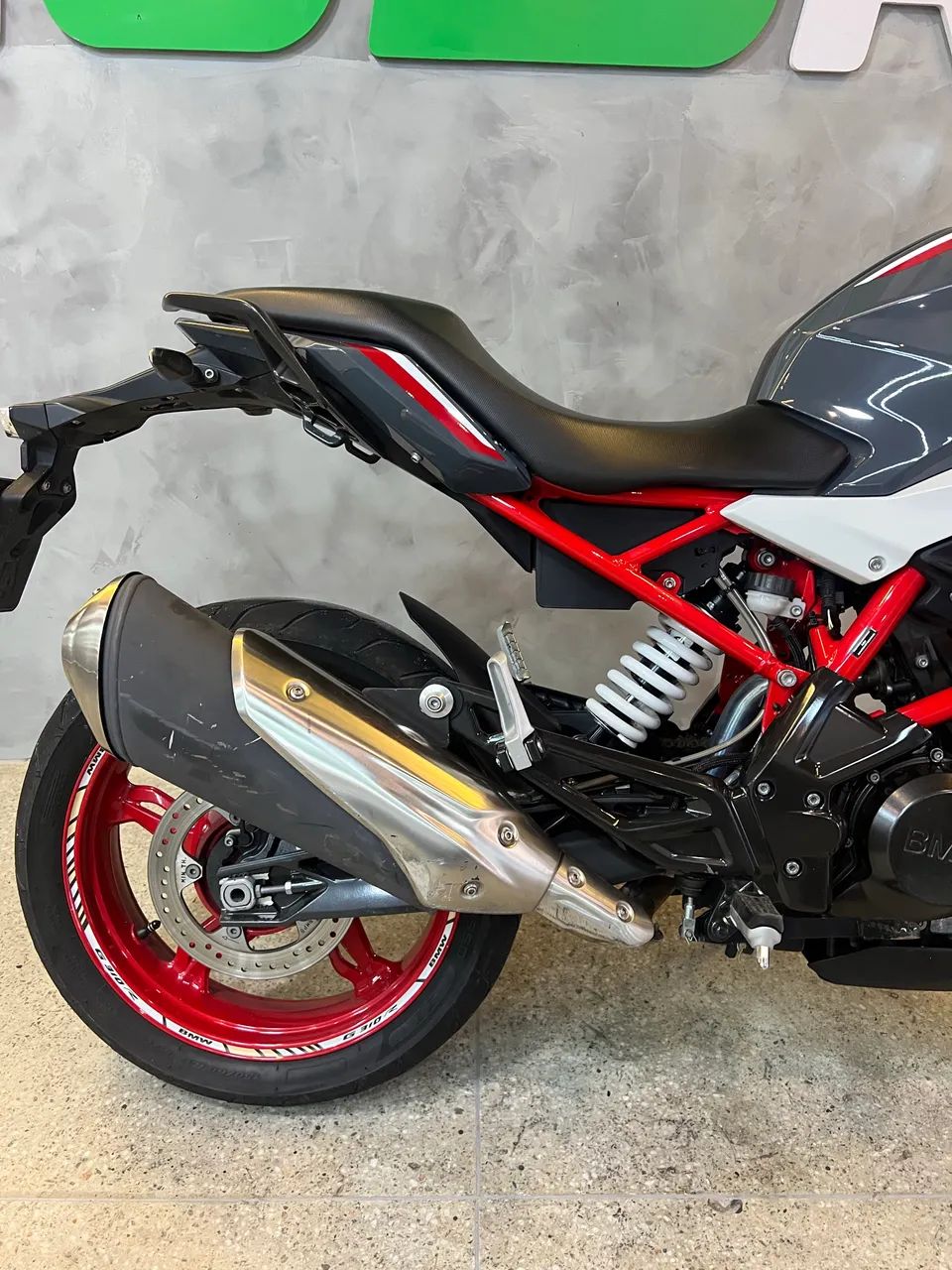 BMW G310 R - Foto 5