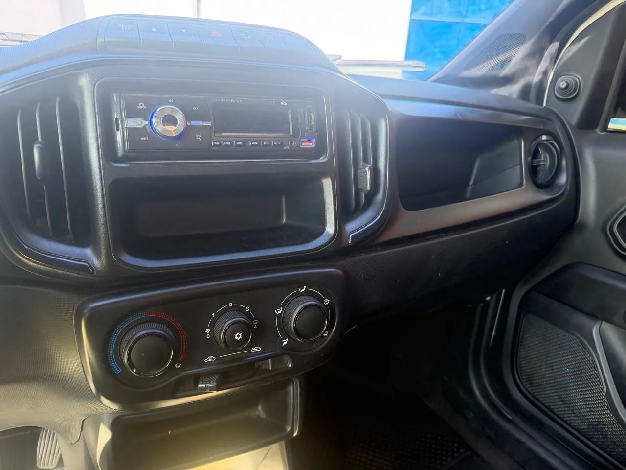 Fiat Strada Endurance 1.4 Flex 8V CS Plus 2023 - Foto 3