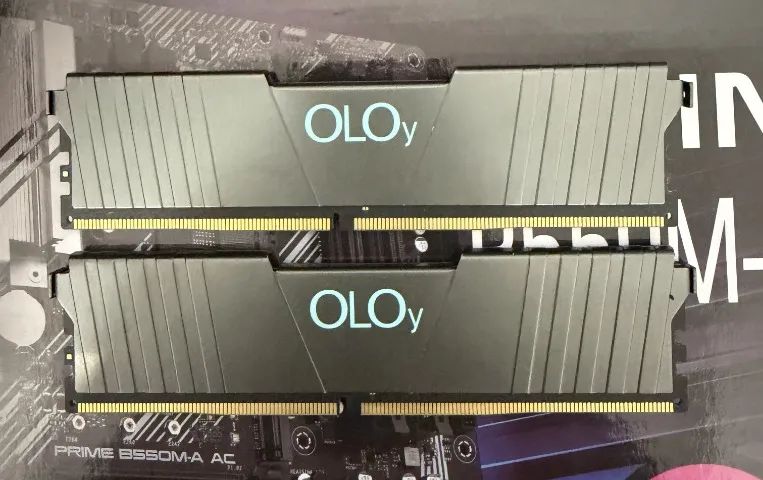 Kit Memórias DDR4 16gb(2X8) 3200MHZ Oloy- Loja física - Memória