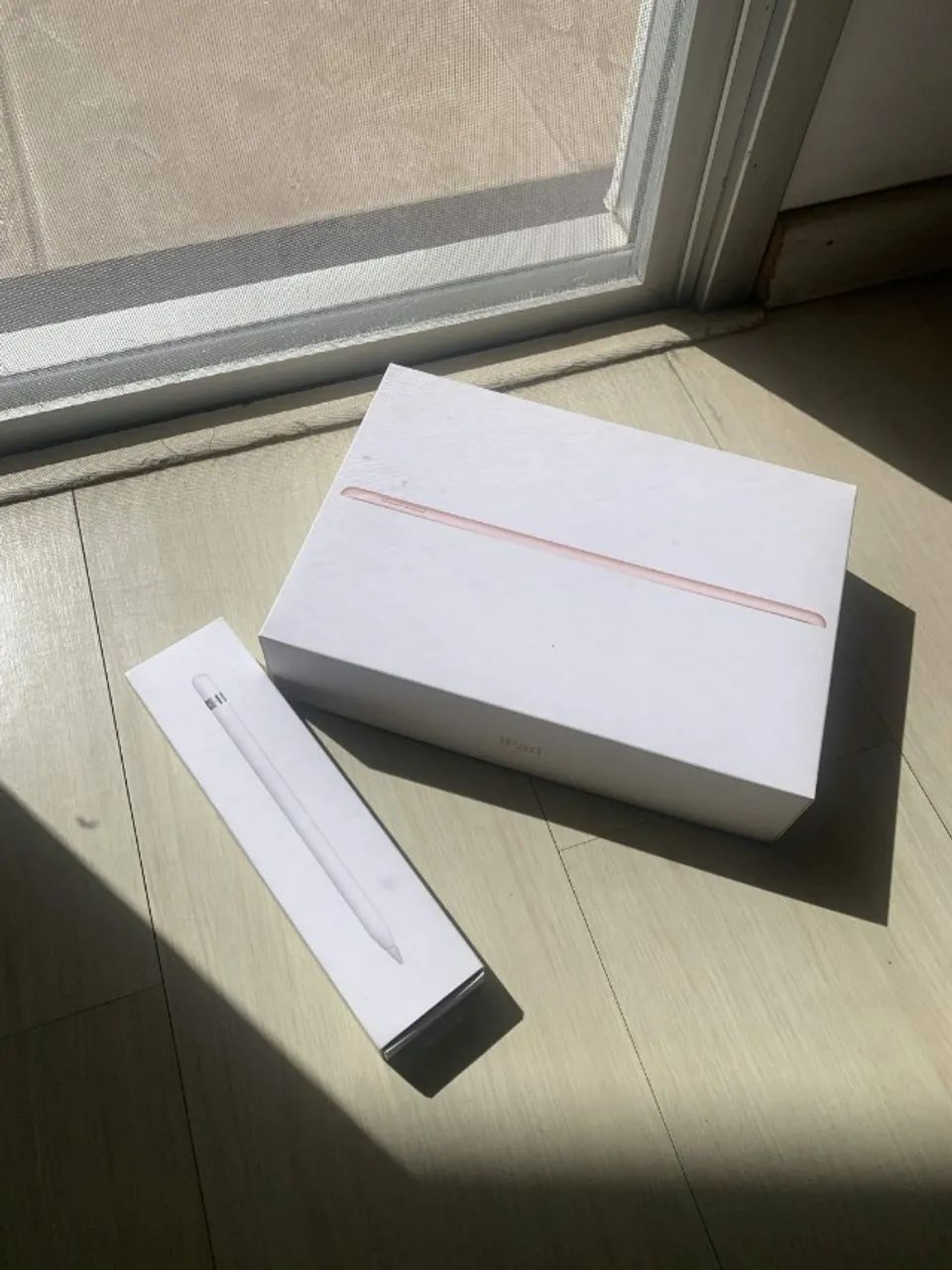Ipad 7 geração 32gb, Wi-Fi - Gold + Acessórios - Foto 4