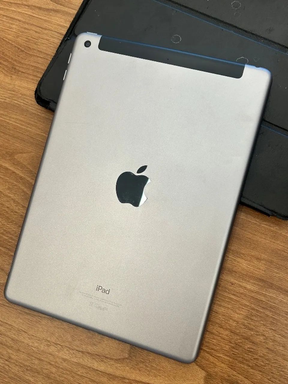 Ipad 6ª geração 128GB em PERFEITO ESTADO. Única dona  - Foto 4