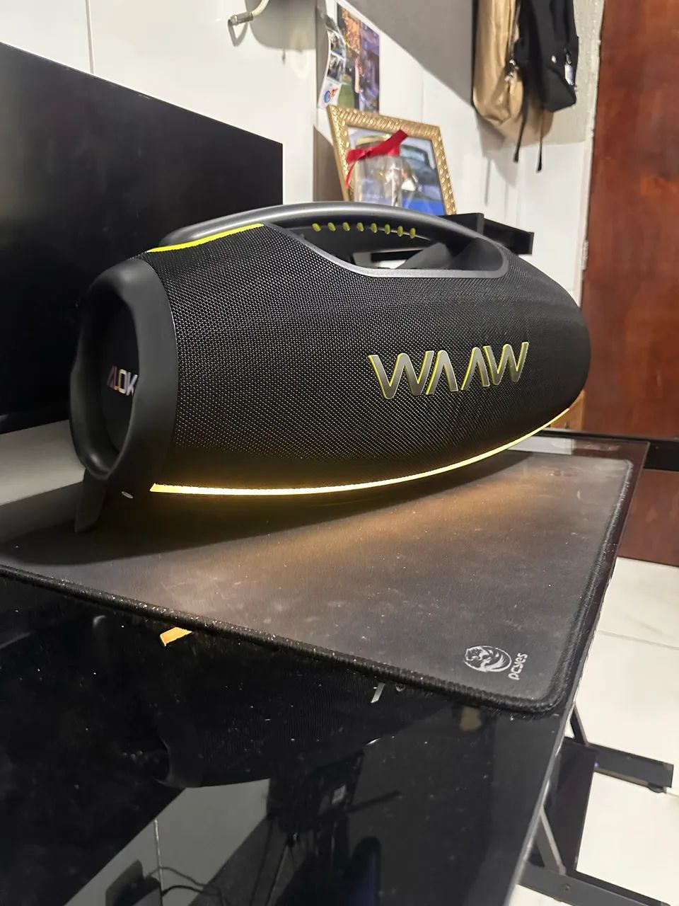 Caixa de som WAAW HYPERBOOM 1000 ALOK