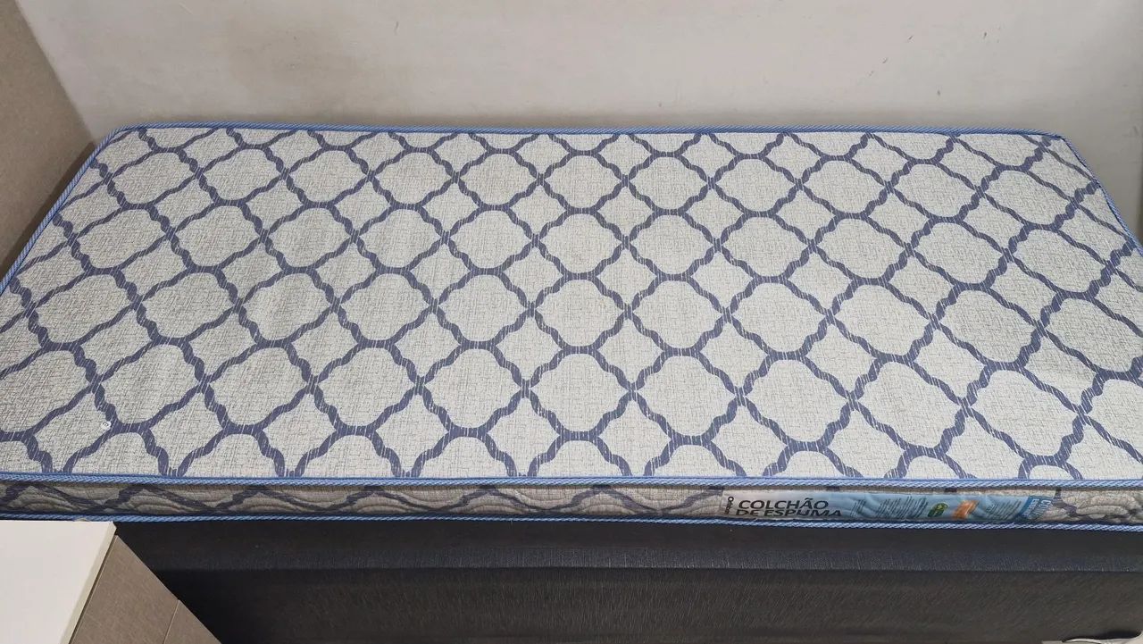 Colchão solteiro seminovo  - Foto 4
