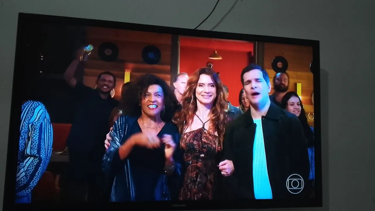 Tv 32 polegadas  - Foto 2
