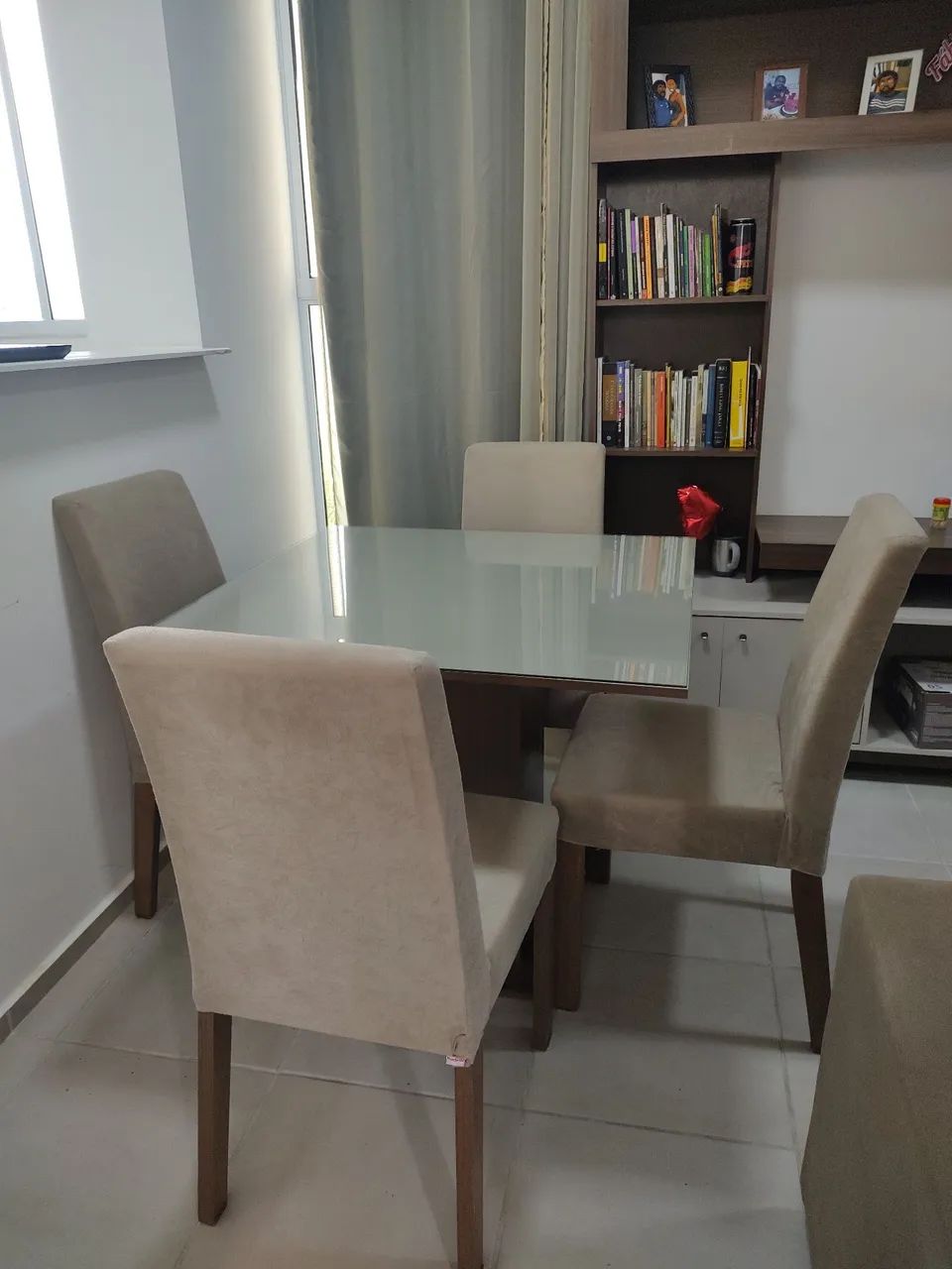 Mesa com cadeiras - Foto 5