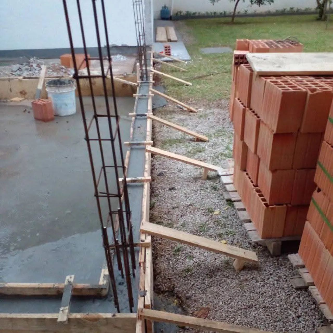  Obras e serviços  - Foto 2