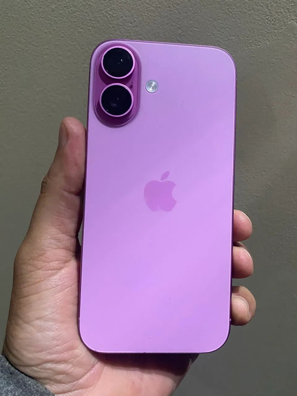 iPhone 16  - Foto 2