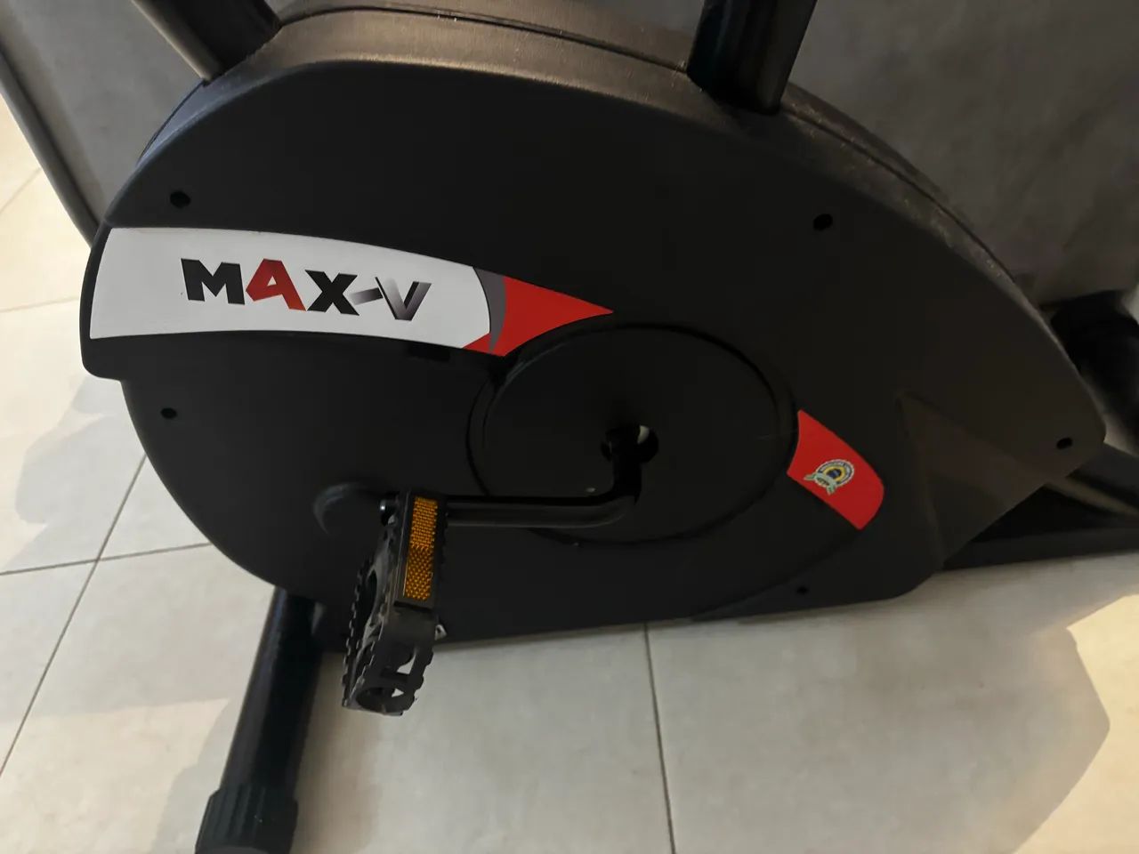 Bicicleta Ergométrica Vertical MAX V 