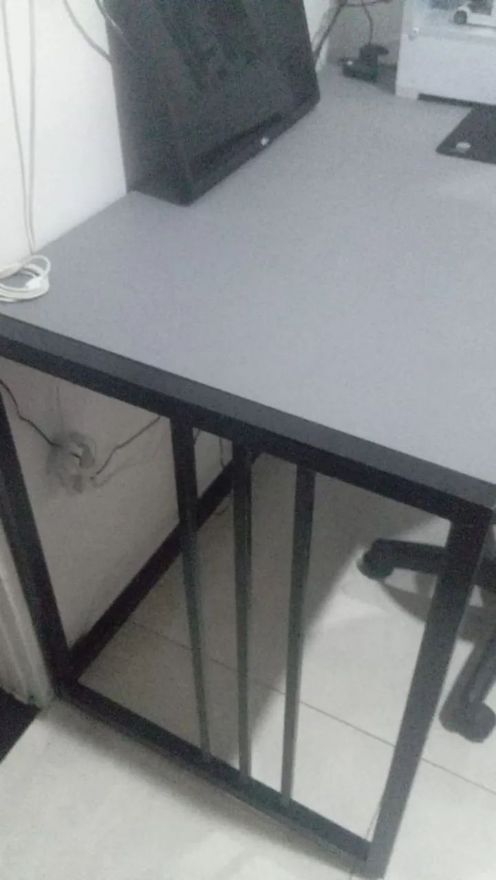 Mesa reforçada para computadores ou algo útil!! - Foto 2