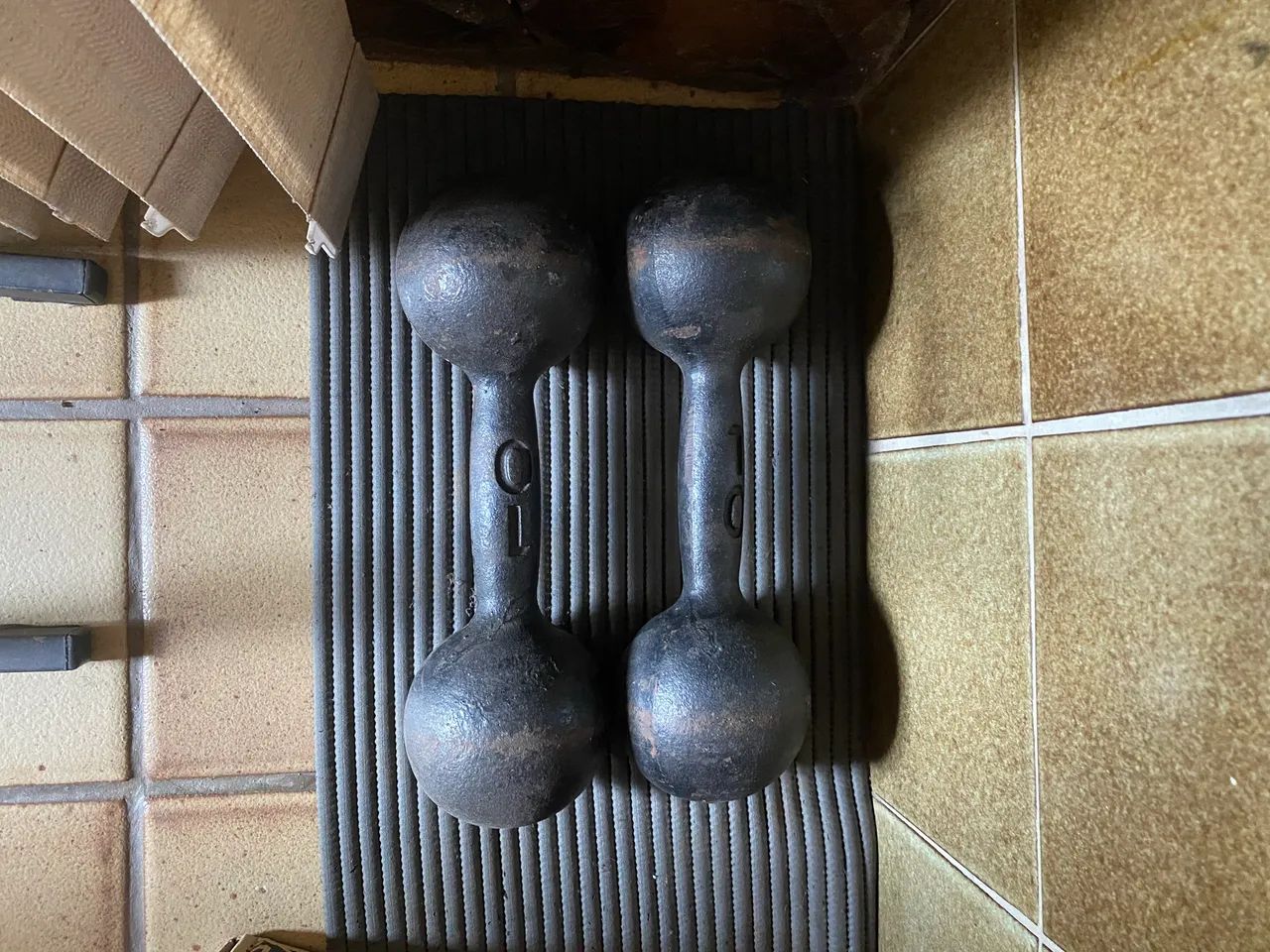 Par de halteres 10kg cada - Foto 2