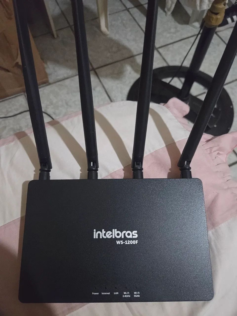 Roteador Intelbras W5 - 1200F