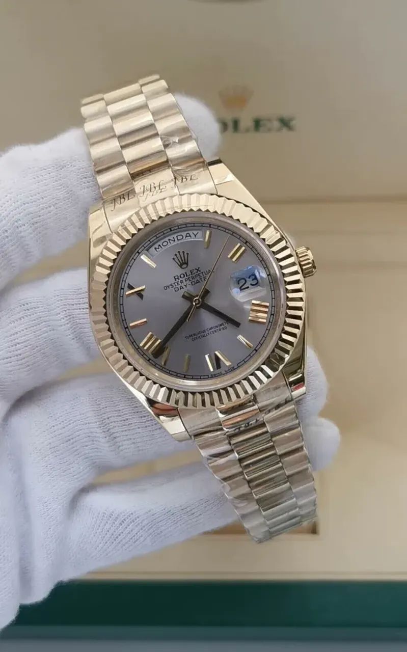 Rolex Day-Date 40 automático Clone - Foto 4