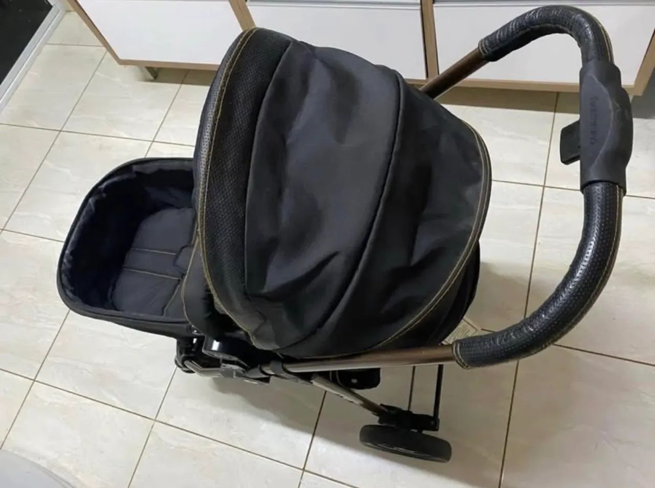 Carrinho de bebê completo com bebê conforto - Galzerano Olimpus 