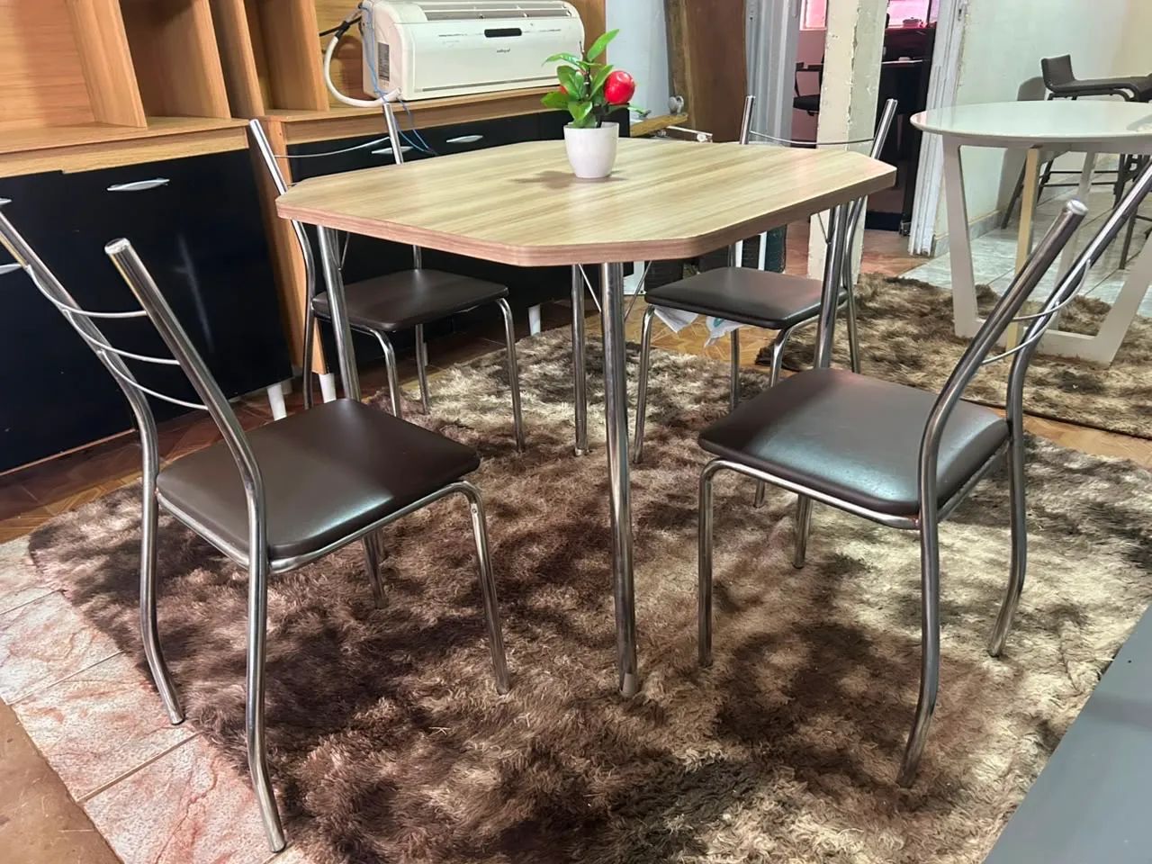 Mesa de Inox 4 cadeiras  - Foto 3