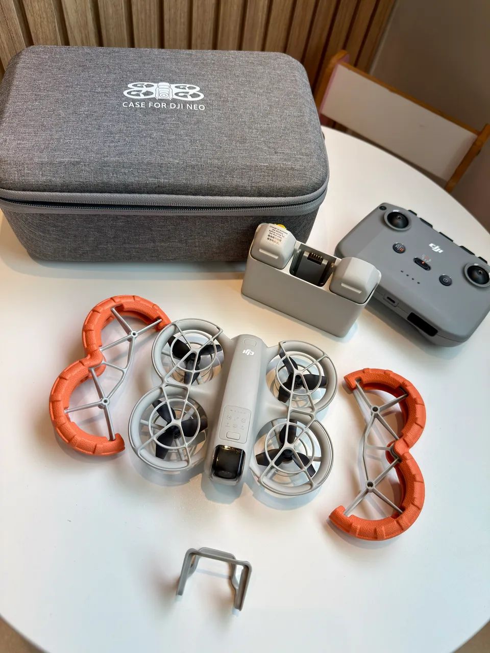 DJI NEO FLY MORE COMBO + ACESSÓRIOS (Pouco uso) - Foto 2