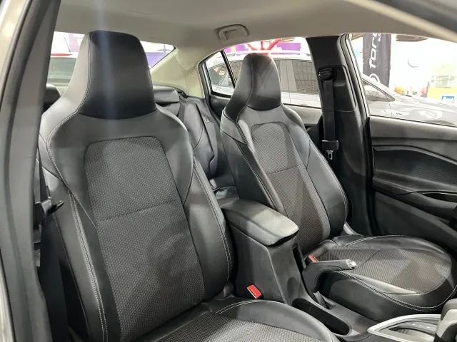 Chevrolet Onix Plus LTZ 1.0 12V TB Flex Aut. 4P, foto 14 de 20