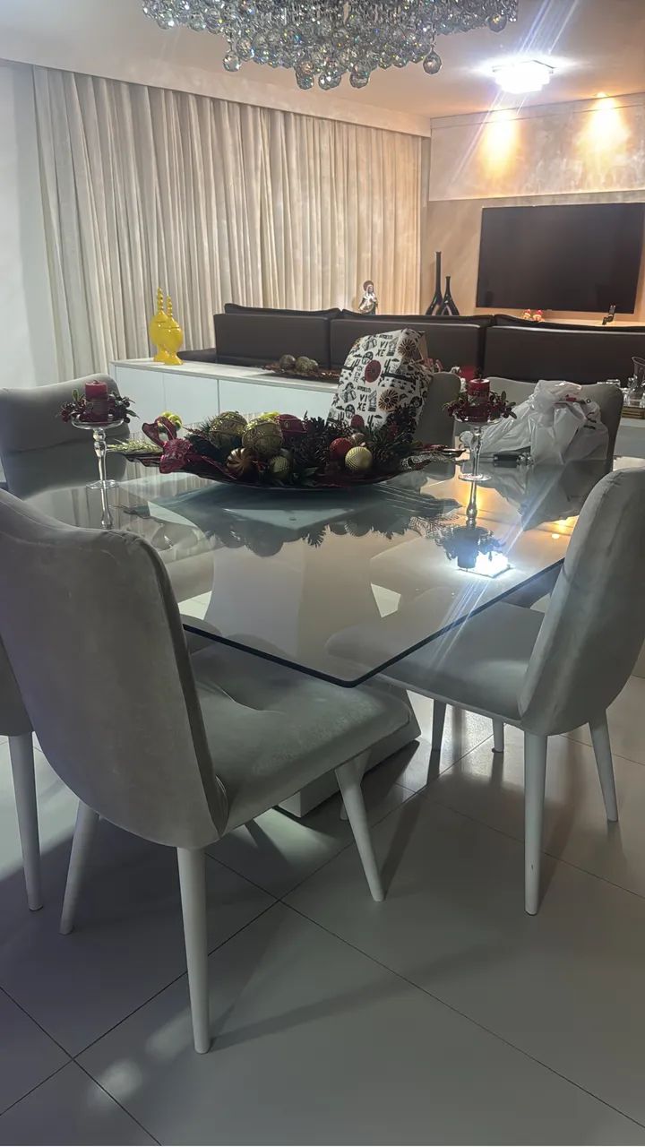 Mesa de vidro com 6 cadeiras  - Foto 2