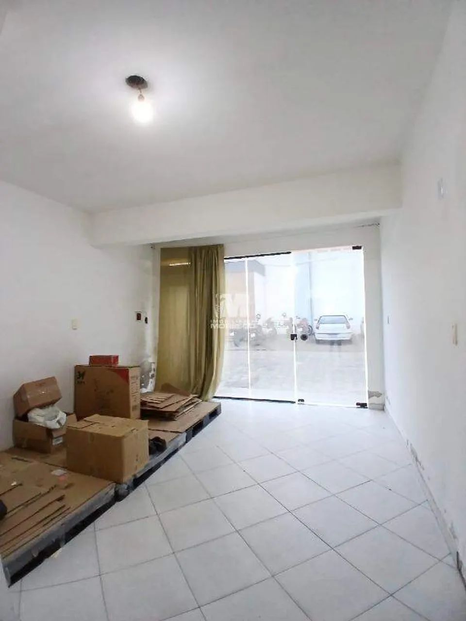 Sala comercial no Centro de Guabiruba! - Foto 3