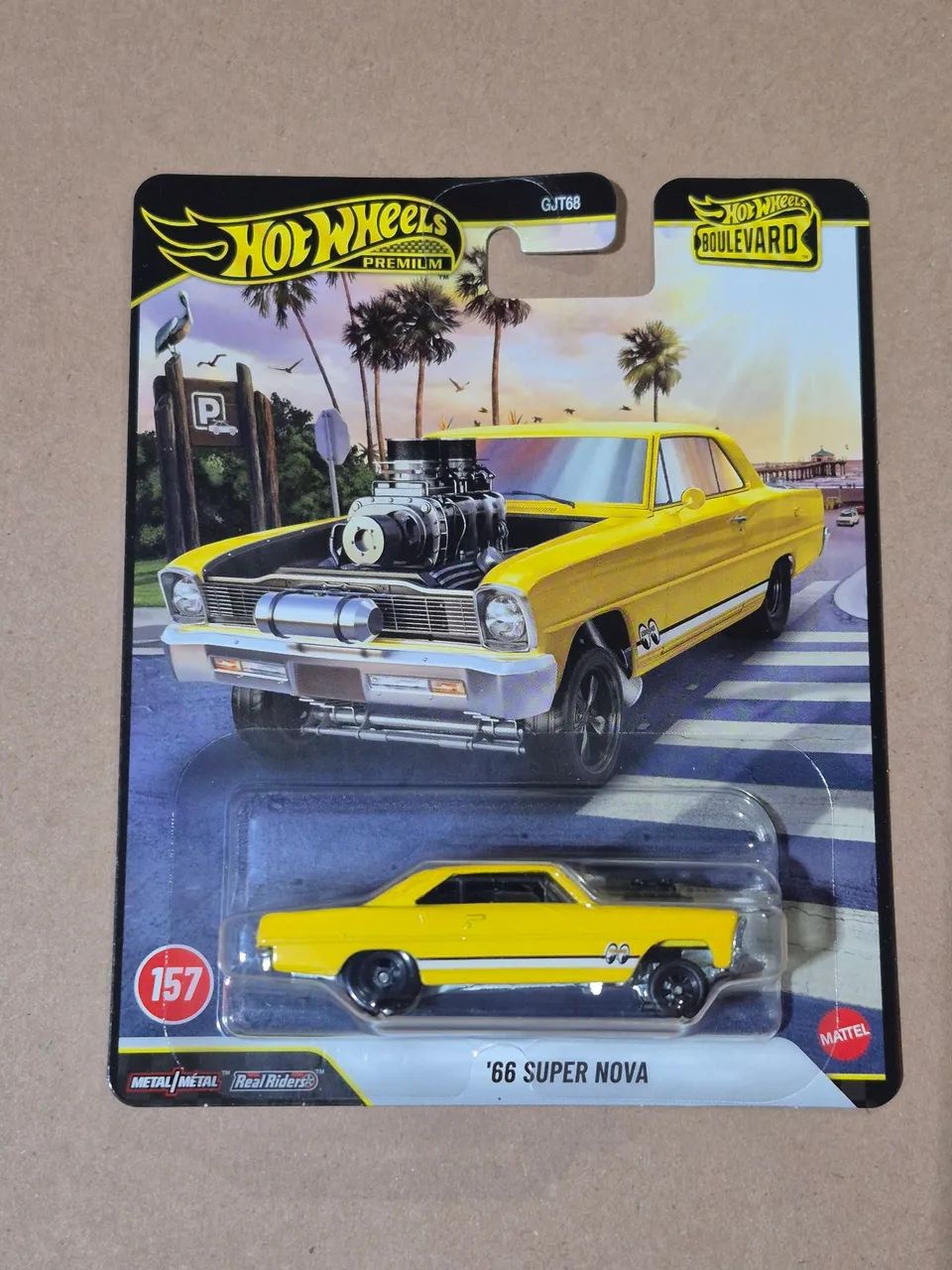 Hot wheels Premium Boulevard '66 Super Nova