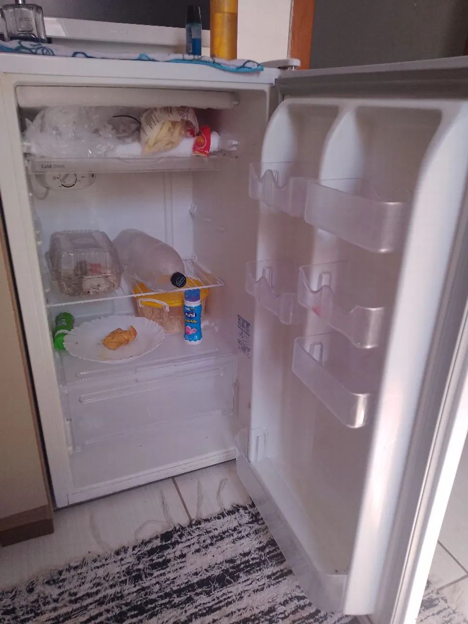Frigobar em bom estado 600,00 - Foto 2