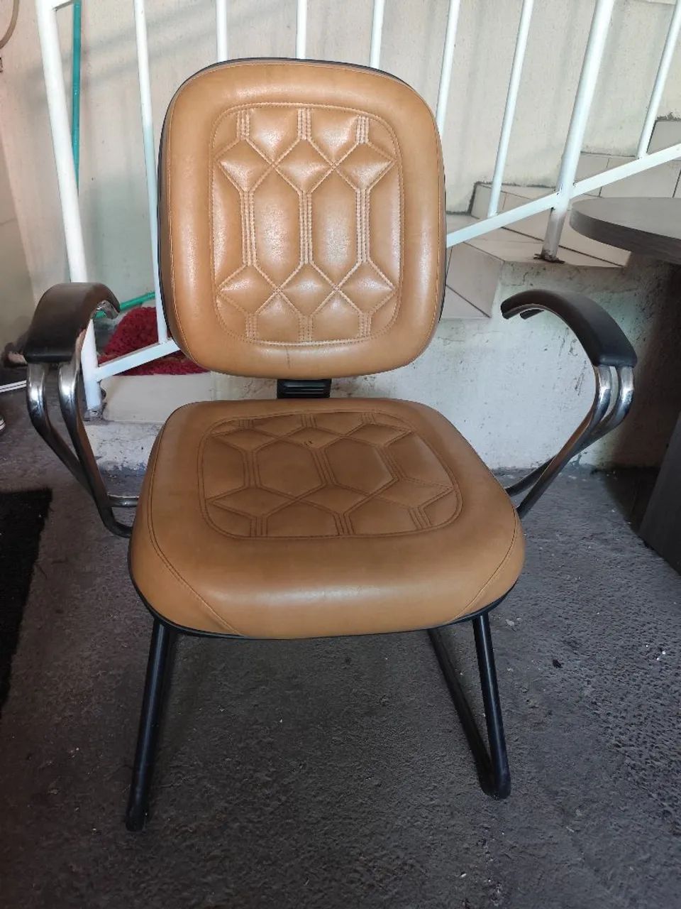 Mesa de escritório oval  - Foto 4