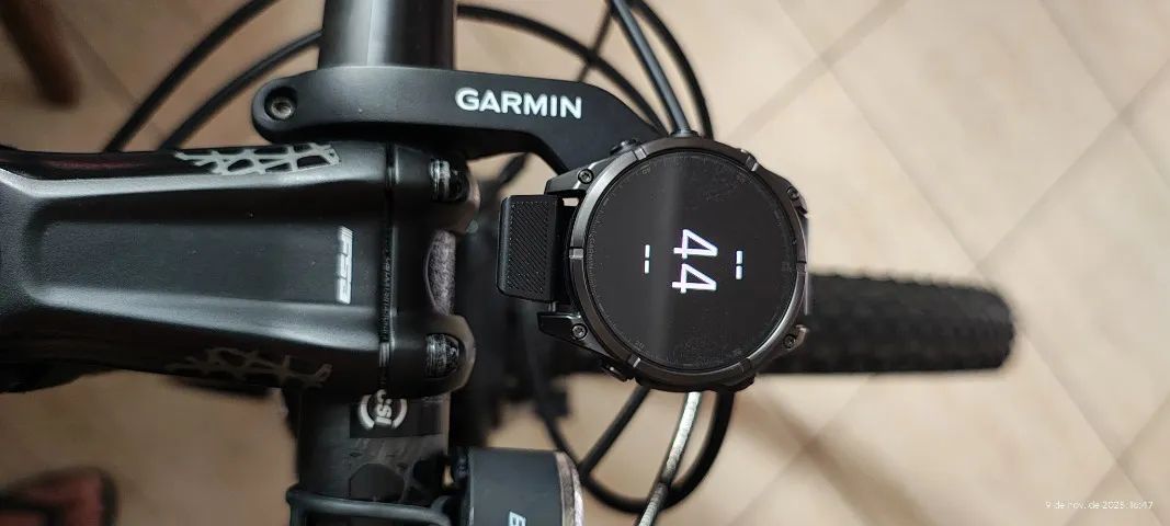 Kit Bike Mount compatível Garmin sem uso - Foto 4