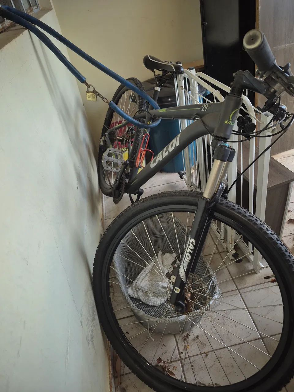 Bicicleta semi nova 