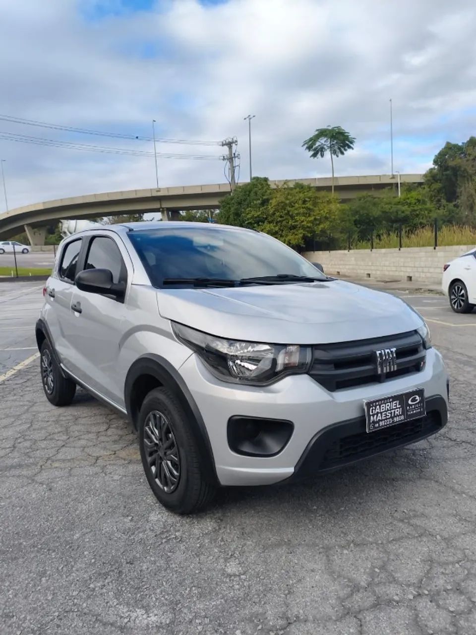 Fiat Mobi Like 1.0 Fire Flex 5P. 2023