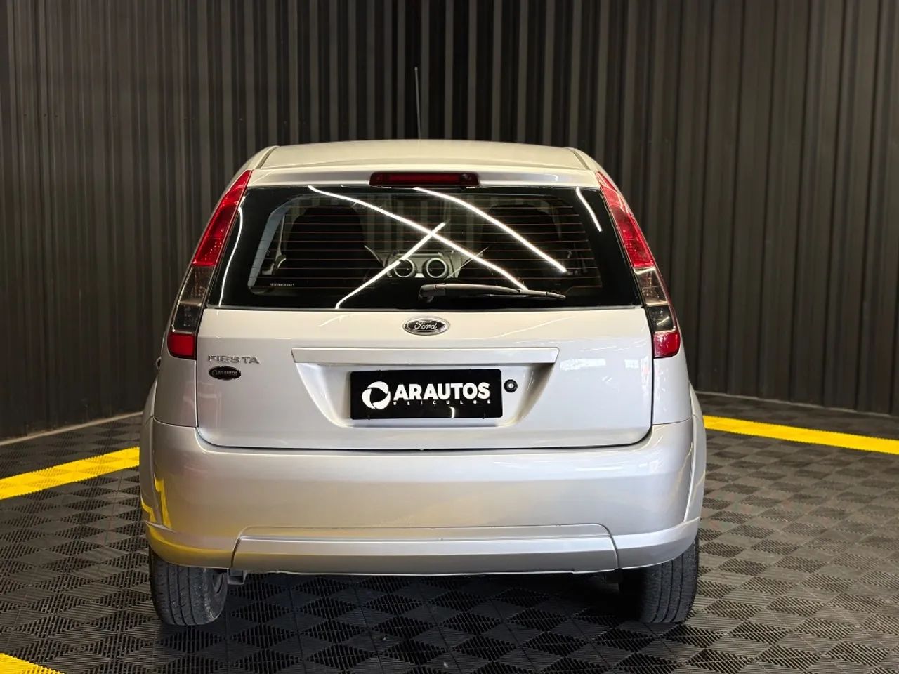 Ford Fiesta 1.0 8V Flex/class 1.0 8V Flex 5P 2014 - Foto 4