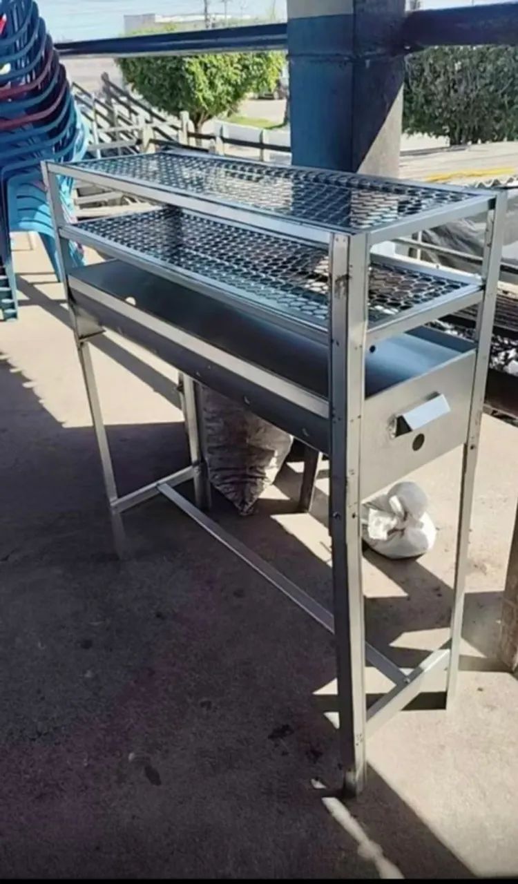 Churrasqueira para trabalhar com Espetinho 