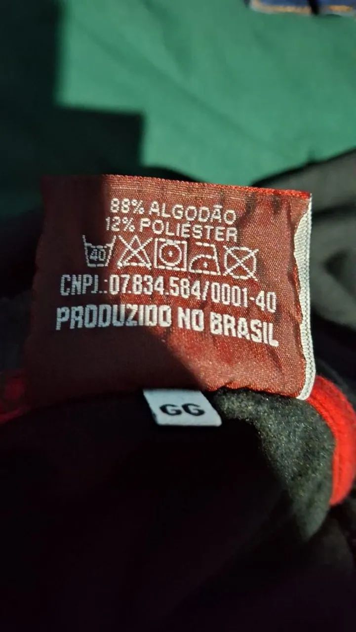 Vendo Moletom e camiseta da chemical original de fábrica. - Foto 2