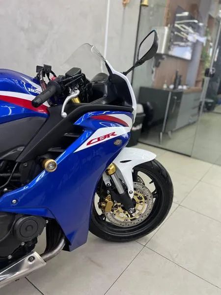HONDA CBR 600F 2014 - Foto 4