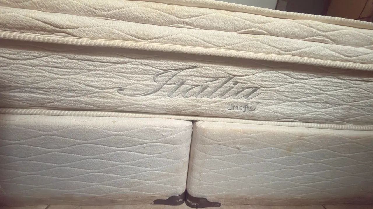 Cama Box King Size Umaflex Itália - Molas Ensacadas e Pillow Top (1,93m x 2,03m)